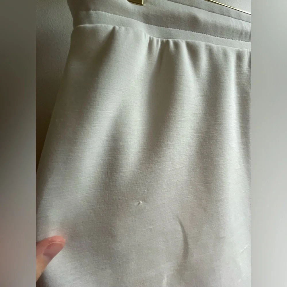 Cable And Gauge Sporty White Skirt Size Large